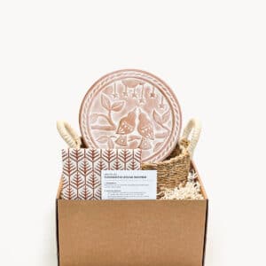 Bread Warmer & Basket Gift Set with Tea Towel - Lovebird Round